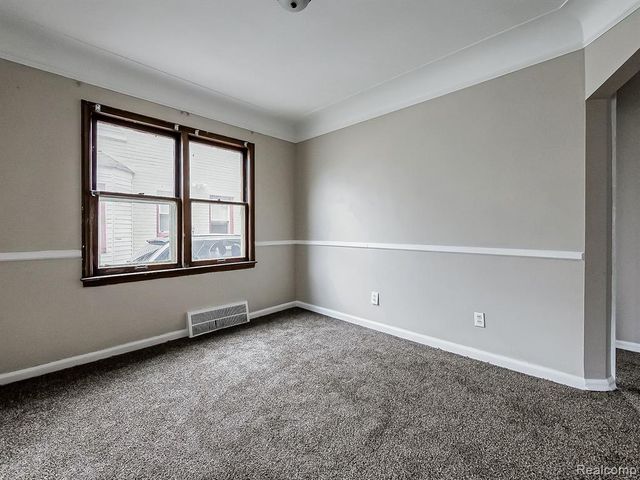 18242 Mendota Street, Detroit, MI 48221