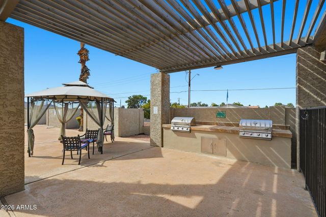 17853 N 16th Way, Phoenix, AZ 85022