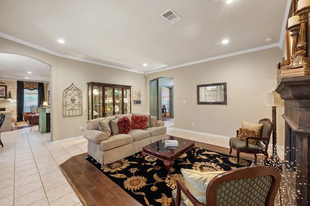 8945 Kingston Court, North Richland Hills, TX 76182