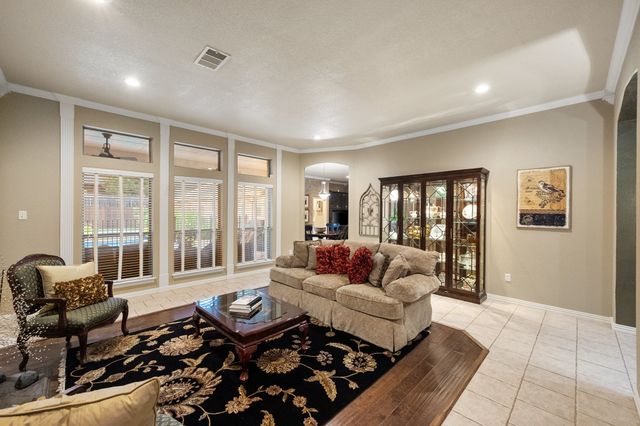 8945 Kingston Court, North Richland Hills, TX 76182