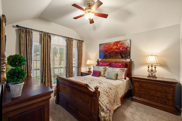 8945 Kingston Court, North Richland Hills, TX 76182