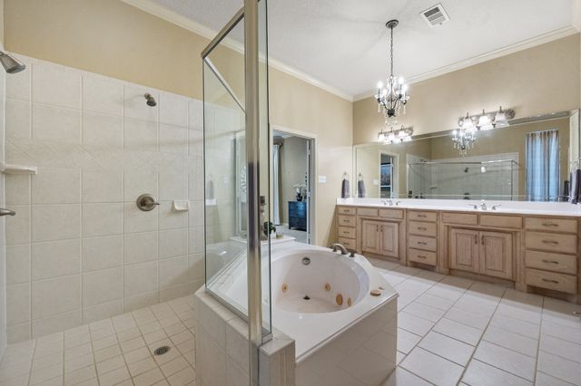 8945 Kingston Court, North Richland Hills, TX 76182