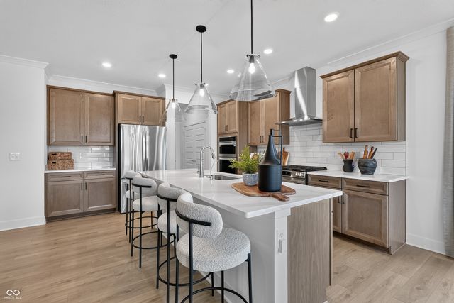 2356 Red Squirrel Way, Zionsville, IN 46077