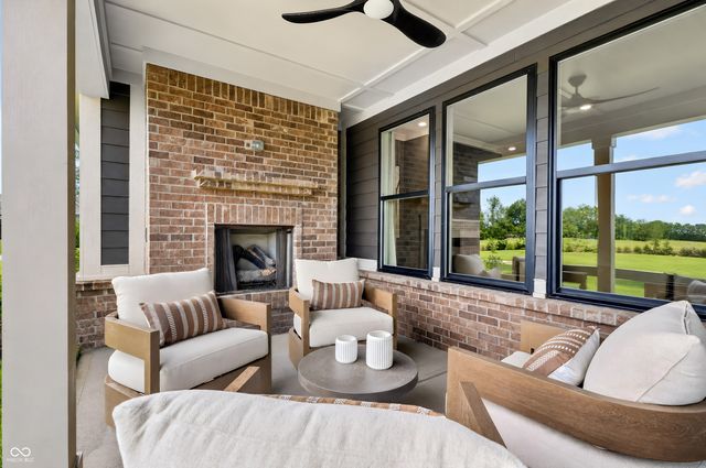 2356 Red Squirrel Way, Zionsville, IN 46077