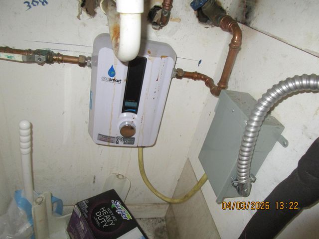 9401 Sunrise Lakes Boulevard 308, Sunrise, FL 33322