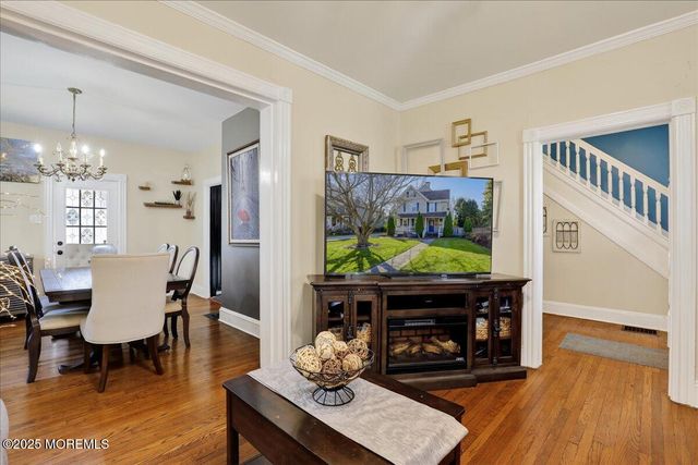 52 Manalapan Avenue, Freehold, NJ 07728