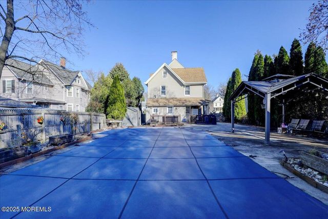 52 Manalapan Avenue, Freehold, NJ 07728