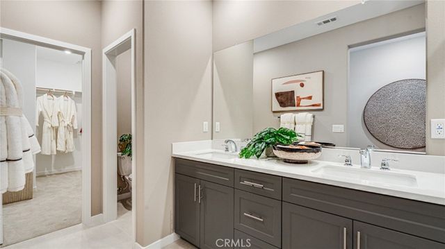 2821 E Amberley Privado, Ontario, CA 91762