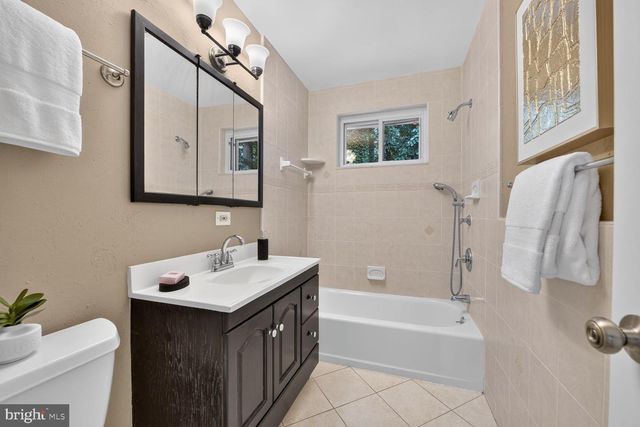 5313 WEYMOUTH DR, Springfield, VA 22151