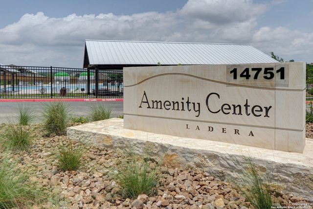 2658 Vistablue Lane, San Antonio, TX 78245