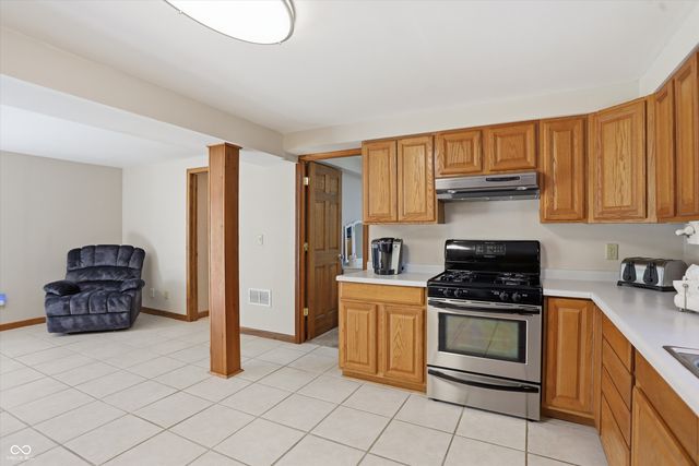 113 King Arthur Drive, Franklin, IN 46131