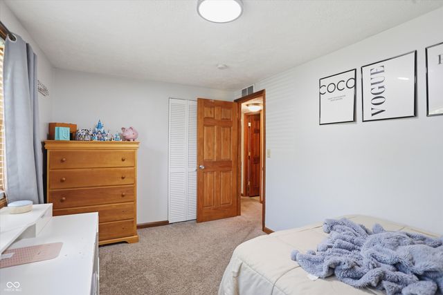 113 King Arthur Drive, Franklin, IN 46131