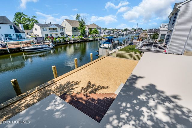 28 Commodore Drive, Brick, NJ 08723