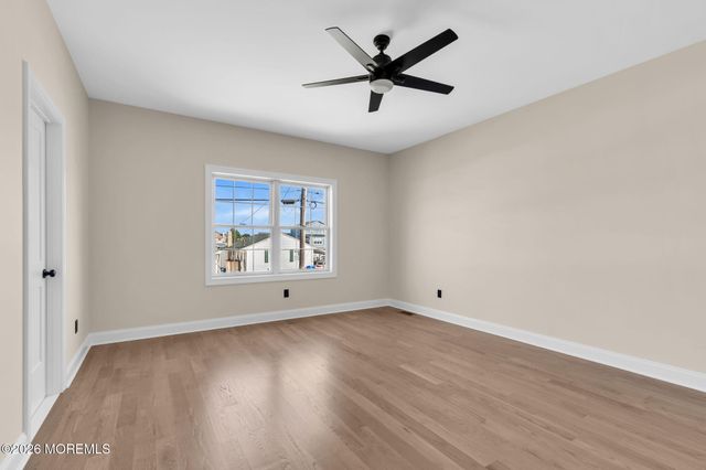 28 Commodore Drive, Brick, NJ 08723