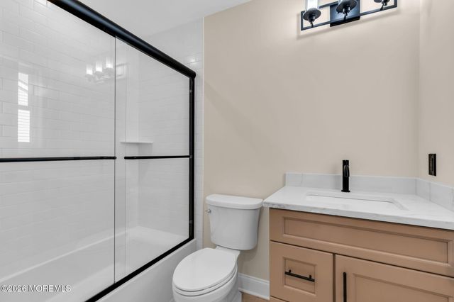 28 Commodore Drive, Brick, NJ 08723