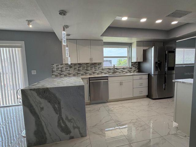 607 IXORA AVENUE, Ellenton, FL 34222