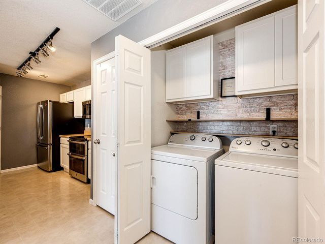 5255 Memphis Street 122, Denver, CO 80239