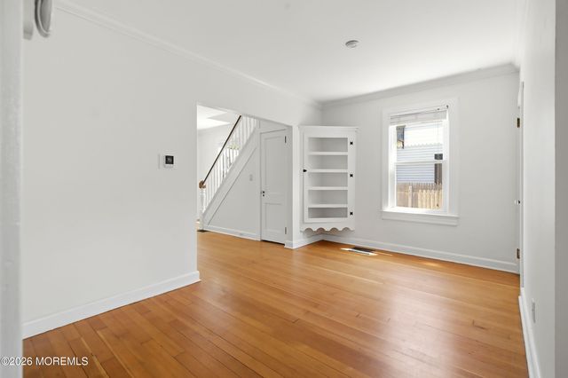 16 White Street, Shrewsbury Boro, NJ 07702