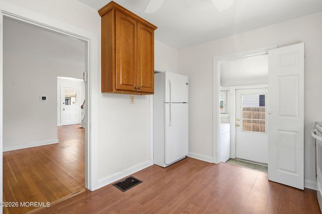 16 White Street, Shrewsbury Boro, NJ 07702