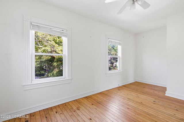16 White Street, Shrewsbury Boro, NJ 07702