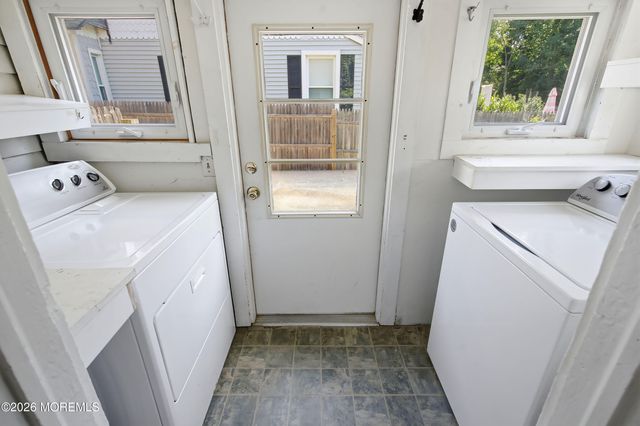 16 White Street, Shrewsbury Boro, NJ 07702