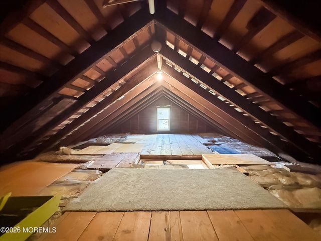 16 White Street, Shrewsbury Boro, NJ 07702