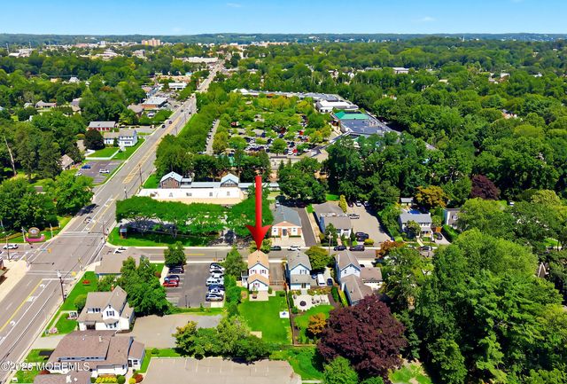 16 White Street, Shrewsbury Boro, NJ 07702