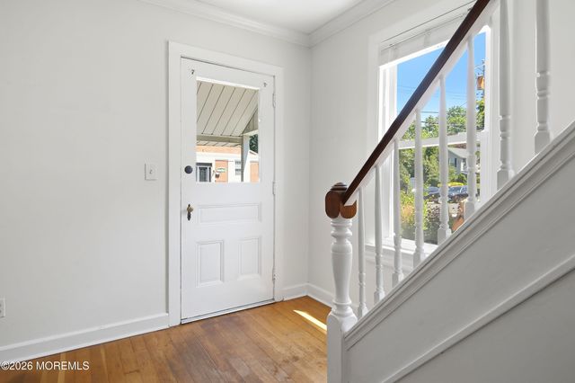16 White Street, Shrewsbury Boro, NJ 07702