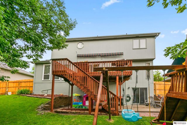 2001 Liberty Lane, Papillion, NE 68133
