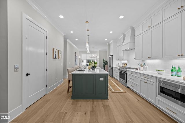 811 Maple Berry Lane 102, Raleigh, NC 27607
