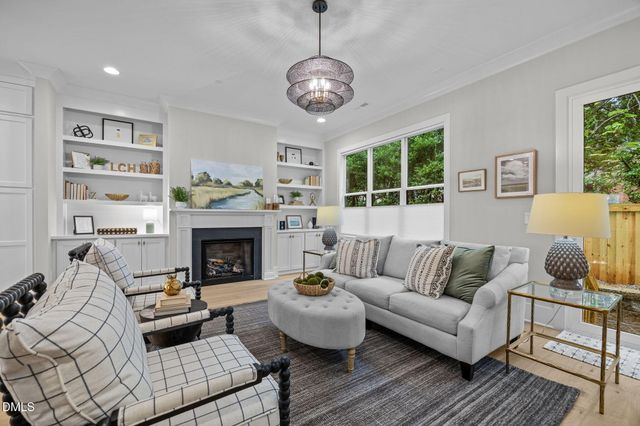 811 Maple Berry Lane 102, Raleigh, NC 27607