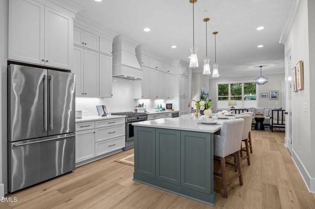 811 Maple Berry Lane 102, Raleigh, NC 27607