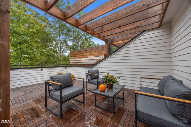 811 Maple Berry Lane 102, Raleigh, NC 27607