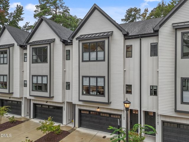 811 Maple Berry Lane 102, Raleigh, NC 27607