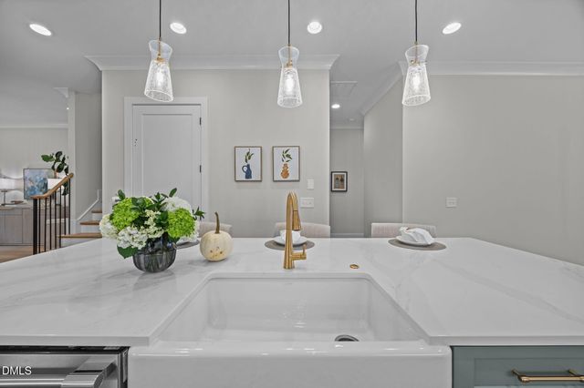 811 Maple Berry Lane 102, Raleigh, NC 27607
