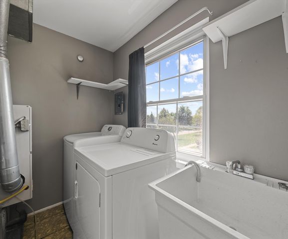 245 Lake Village Drive, Walled Lake, MI 48390