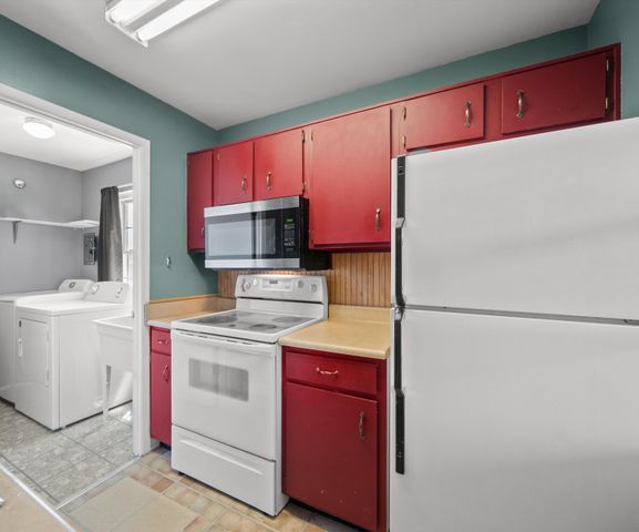 245 Lake Village Drive, Walled Lake, MI 48390