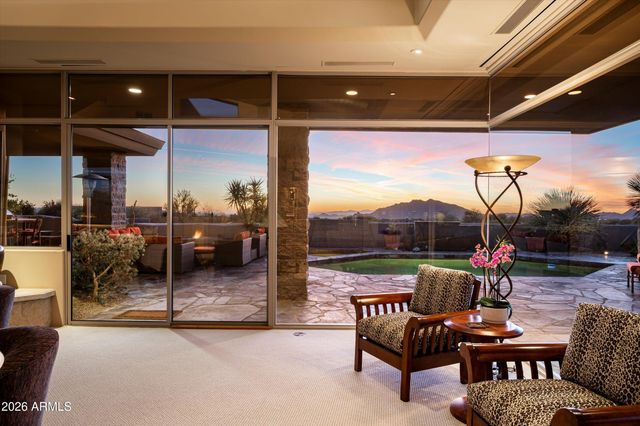 9760 E SKYLINE Court, Scottsdale, AZ 85262