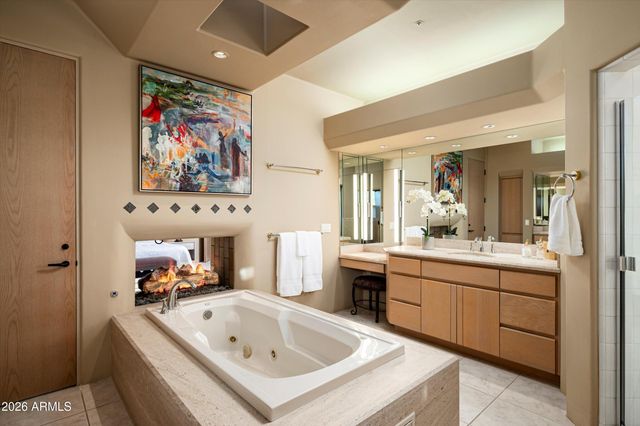 9760 E SKYLINE Court, Scottsdale, AZ 85262