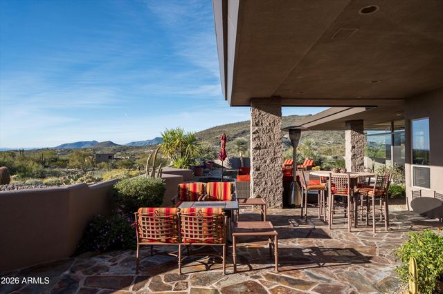 9760 E SKYLINE Court, Scottsdale, AZ 85262