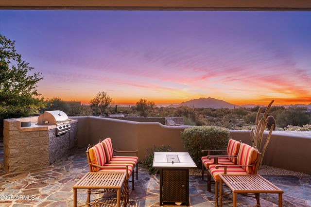 9760 E SKYLINE Court, Scottsdale, AZ 85262