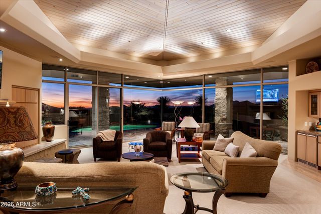 9760 E SKYLINE Court, Scottsdale, AZ 85262