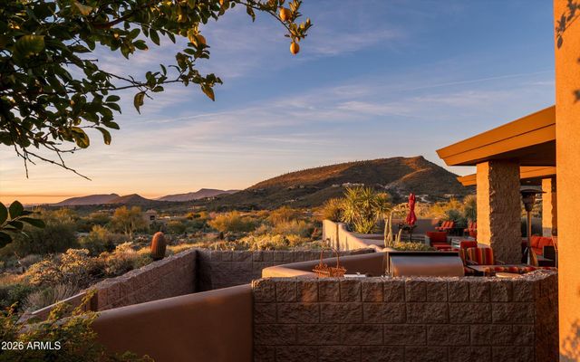 9760 E SKYLINE Court, Scottsdale, AZ 85262