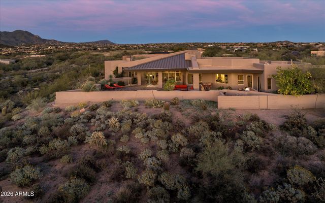 9760 E SKYLINE Court, Scottsdale, AZ 85262