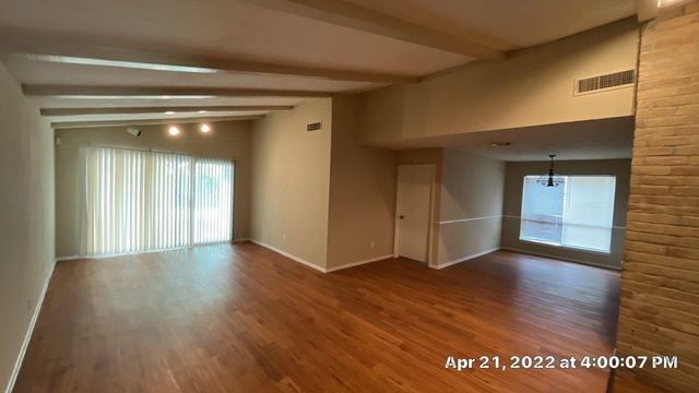 2502 Quiver, Houston, TX 77067