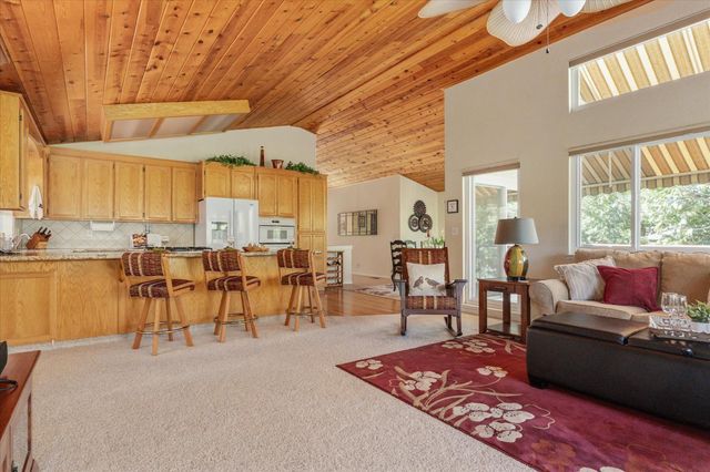 1412 Sandalwood Dr, Murphys, CA 95247