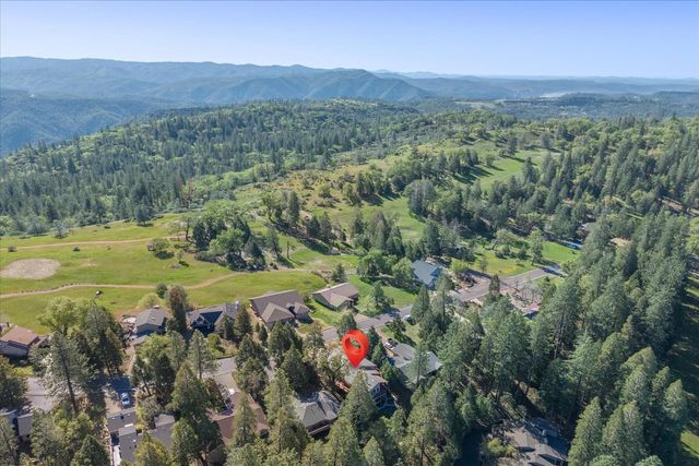 1412 Sandalwood Dr, Murphys, CA 95247