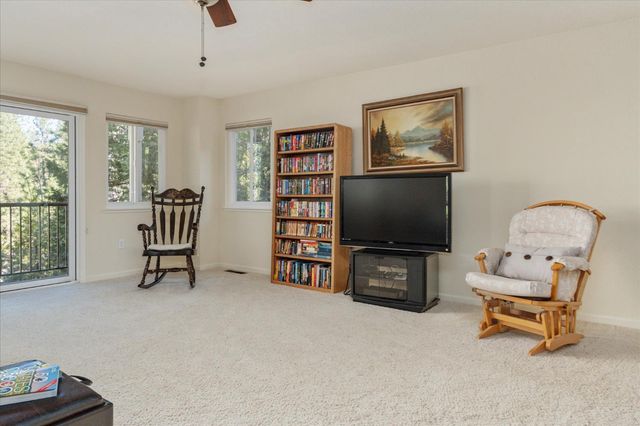 1412 Sandalwood Dr, Murphys, CA 95247