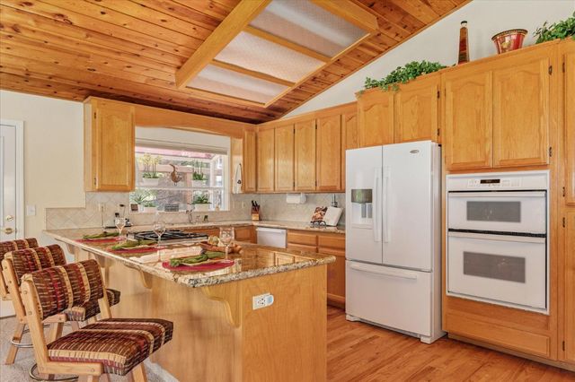 1412 Sandalwood Dr, Murphys, CA 95247