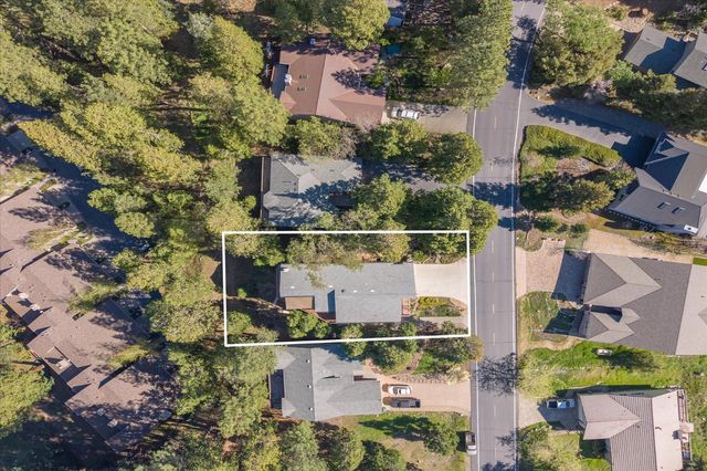 1412 Sandalwood Dr, Murphys, CA 95247